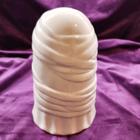 Ceramic Ghost Mummy LED Light Up - Picture 2 of 5